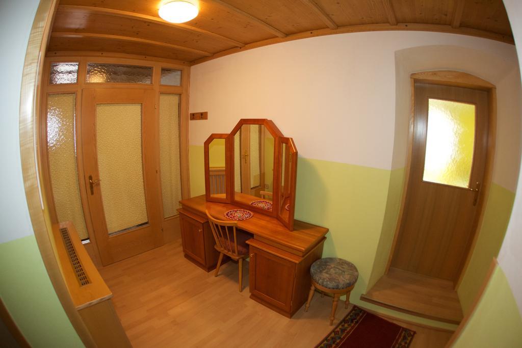 Haus Stoeffler Lejlighed Reisach Værelse billede